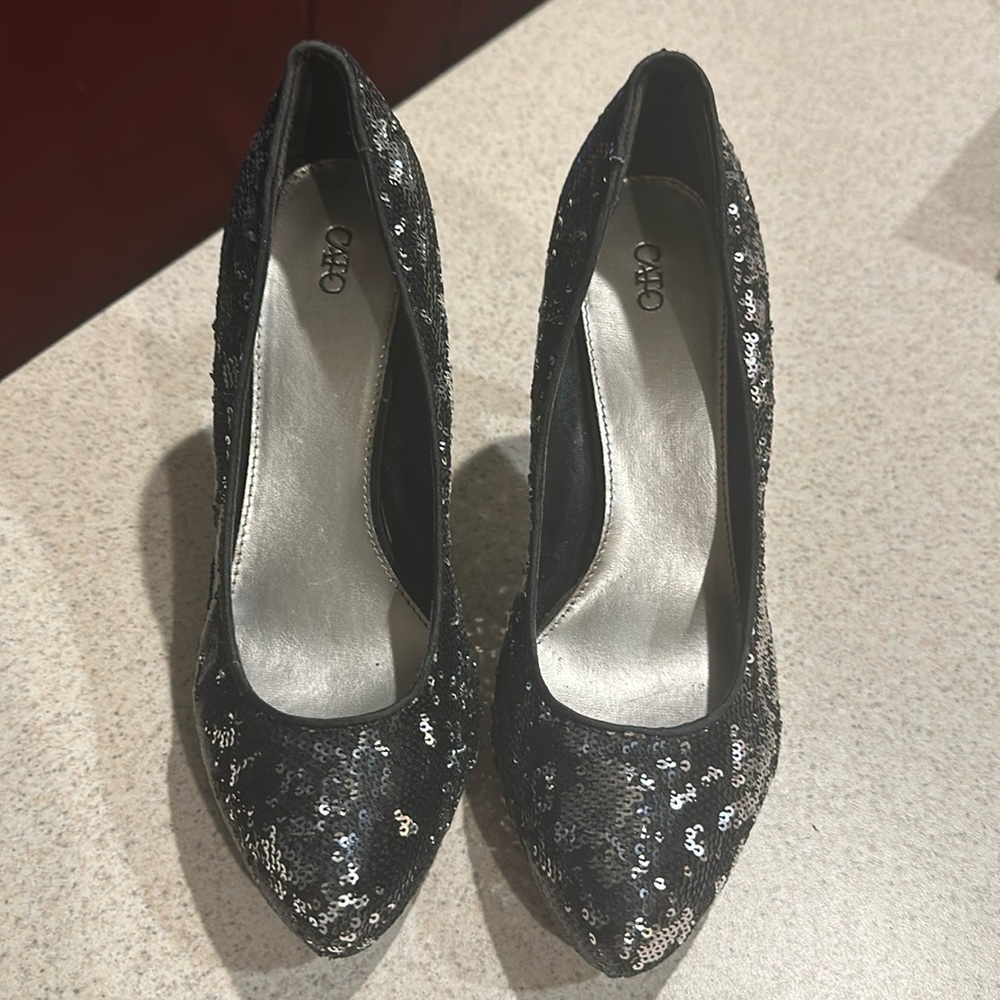 Black Sparkling Pumps